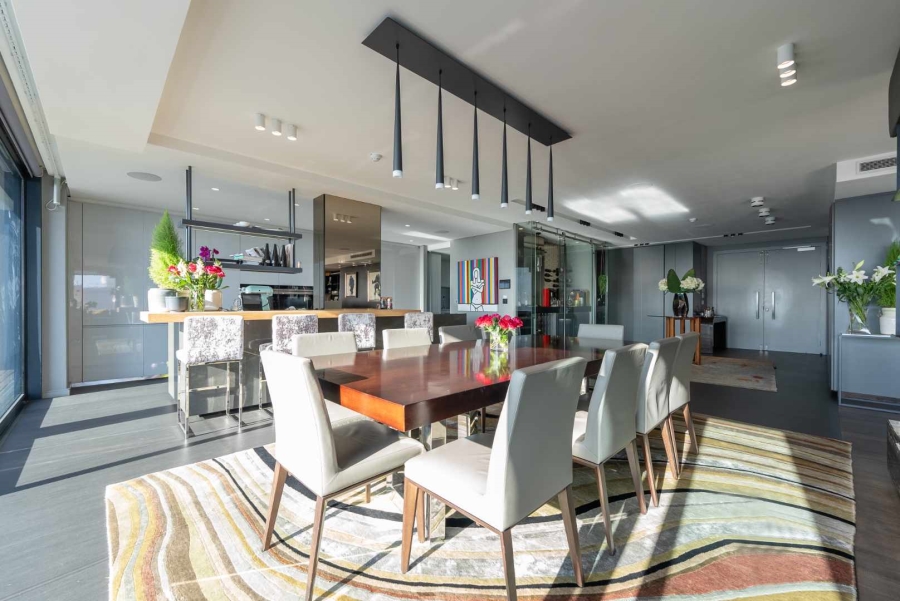 3 Bedroom Property for Sale in Green Point Western Cape